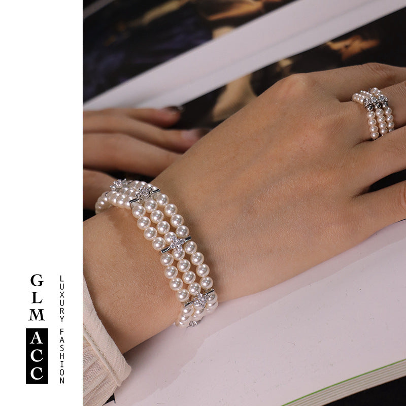 Pearl retro jewelry set by Yoshan, detail view 4