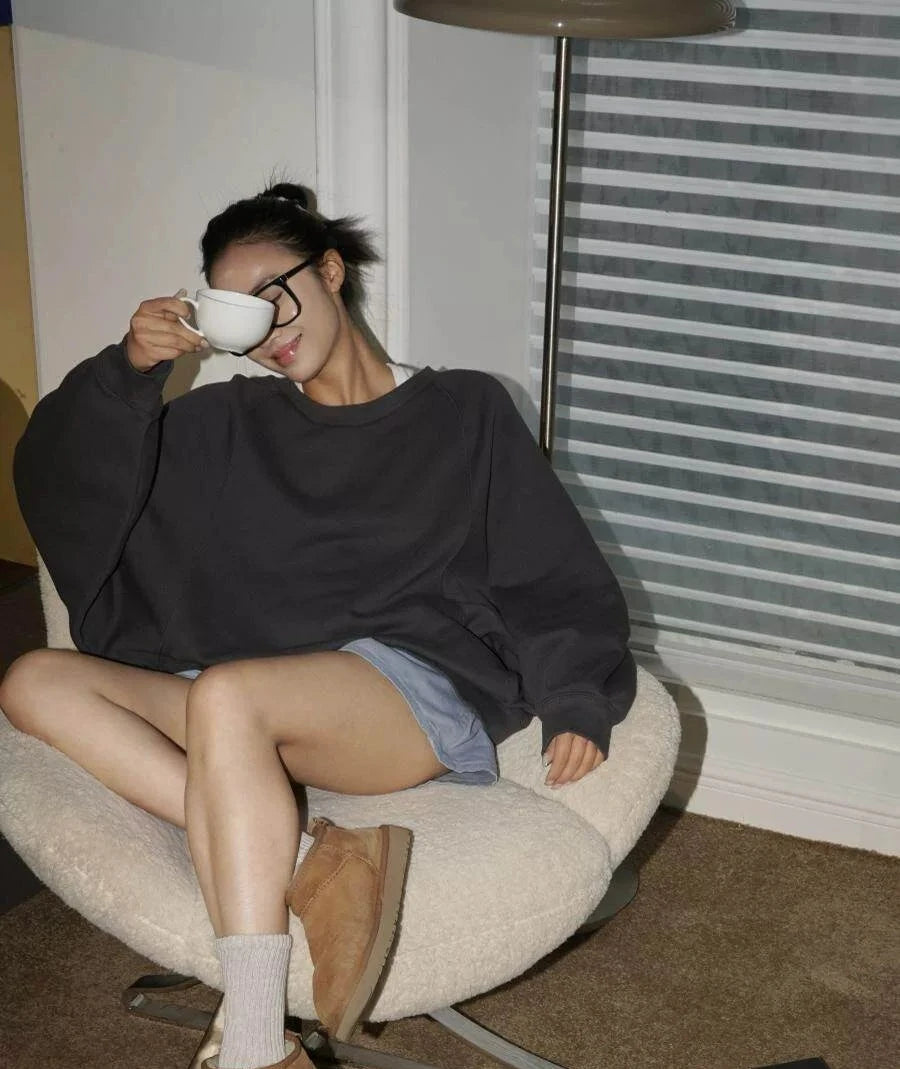 Women's Oversized Relaxed Hoodie Sweatshirt for Casual Streetwear Fall Travel and Weekend Everyday Date Night