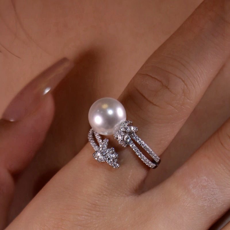 Cubic zirconia jewelry set by Yoshan, detail view 5