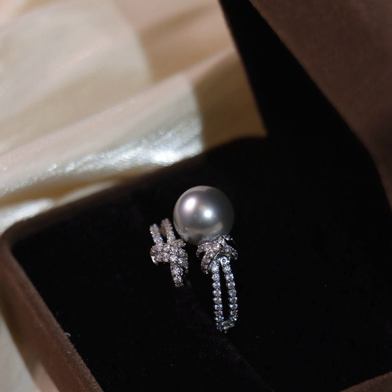 Cubic zirconia jewelry set by Yoshan, detail view 6