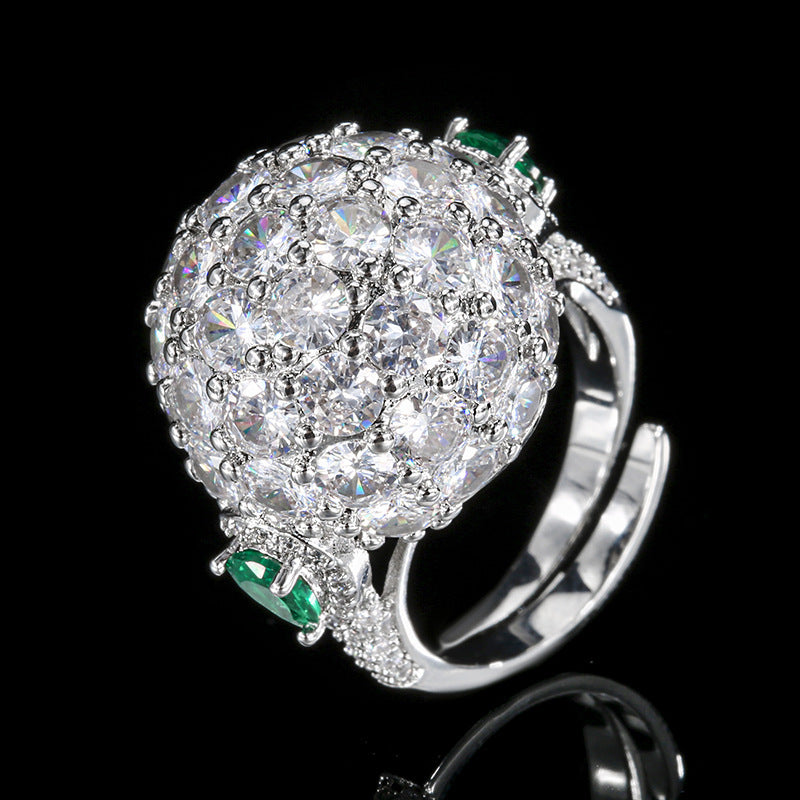 Floral ring by Yoshan, detail view 3