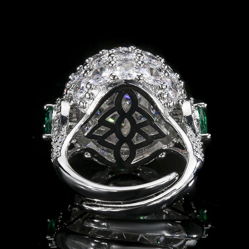 Floral ring by Yoshan, detail view 4