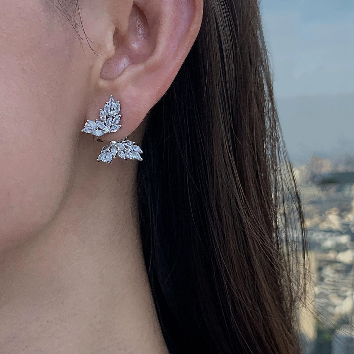 Cubic zirconia butterfly necklace by Yoshan, detail view 9