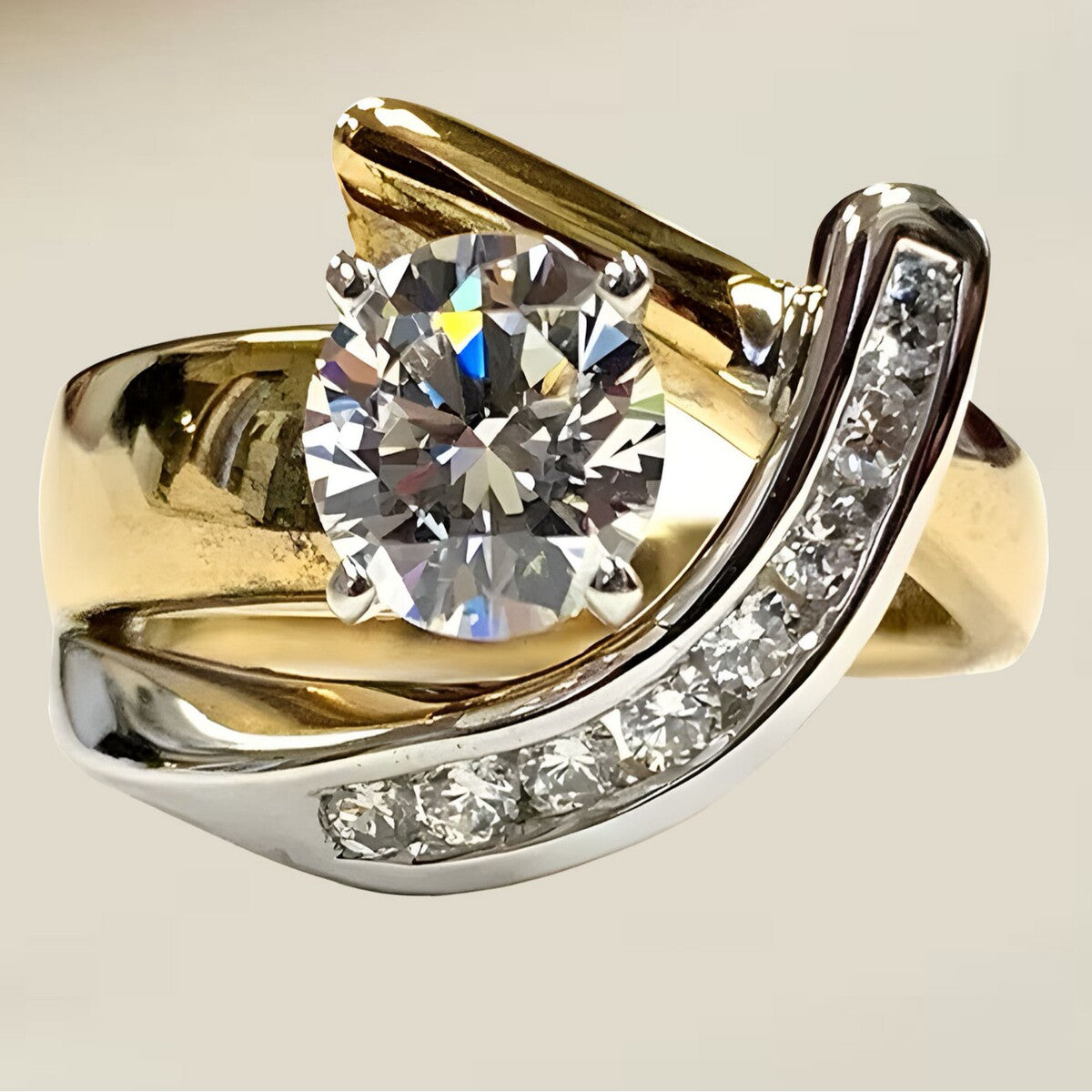 Cubic zirconia ring by Yoshan, detail view 2