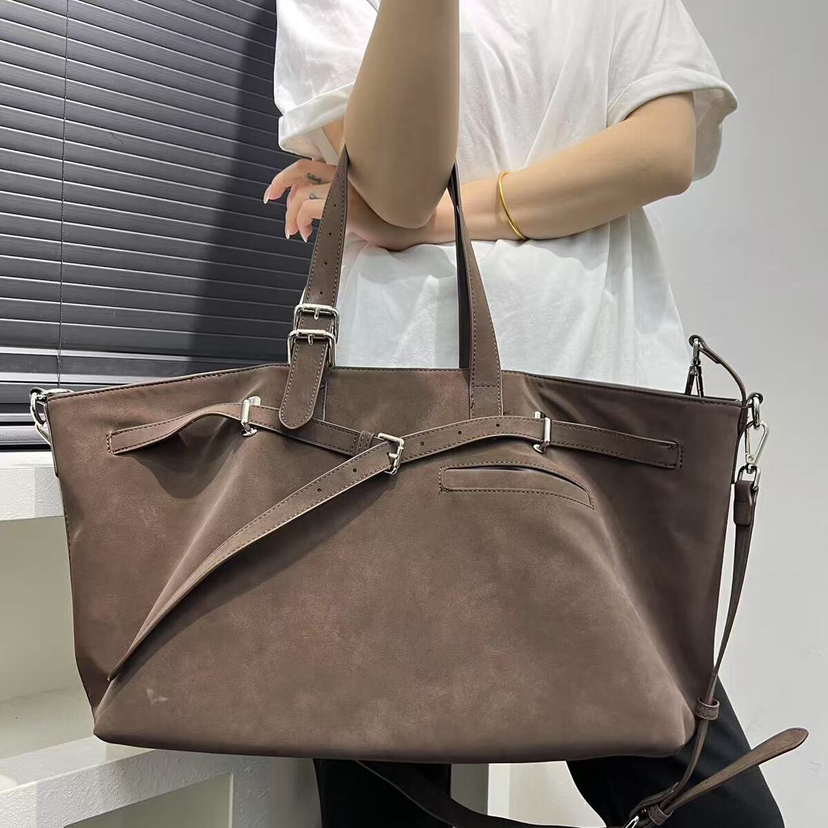 Women's Large-Capacity Y2k Streetwear Oxidized Brown-Tone Tote Bag Shoulder Crossbody Purse Work and Travel Office
