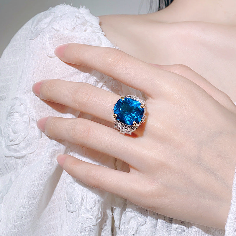 Cubic zirconia ring by Yoshan, detail view 2