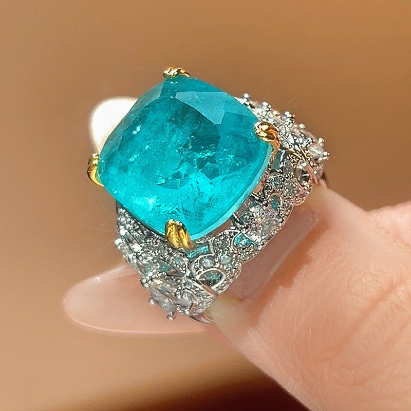 Cubic zirconia ring by Yoshan, detail view 3