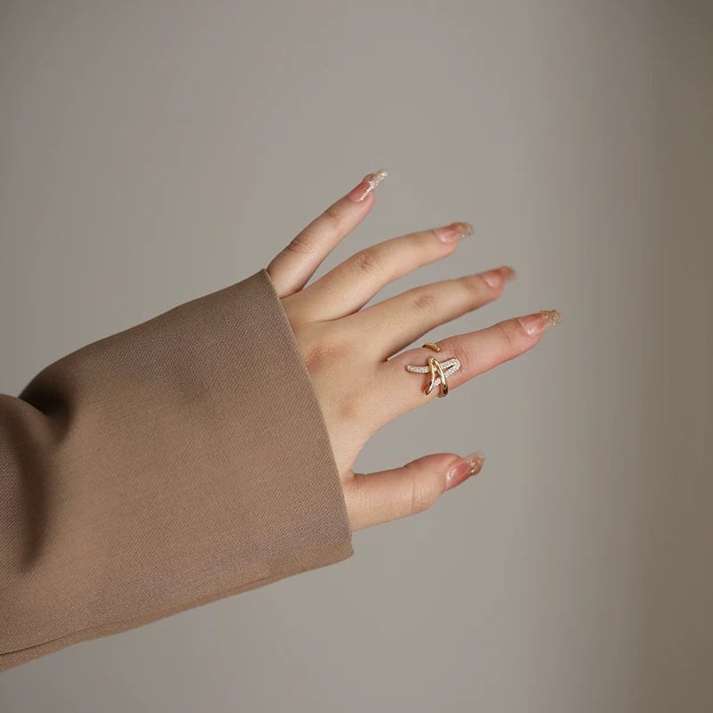 Cutout ring by Yoshan, detail view 2
