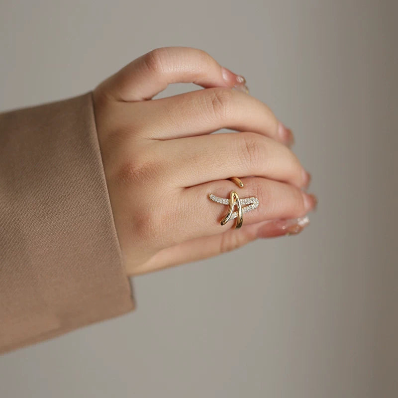Cutout ring by Yoshan, detail view 4