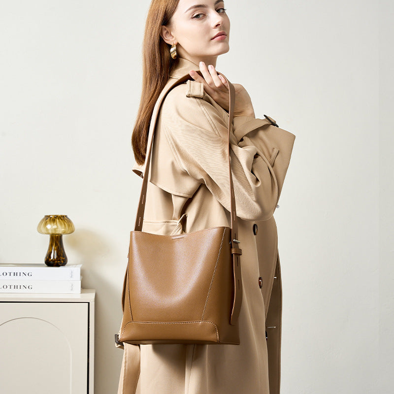 Women's Large-capacity Commute Office Leather Workwear Bucket Bag Drawstring Shoulder Purse Hobo for Everyday Use Travel Premium Versatile