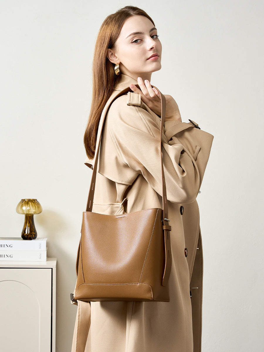 Women's Large-capacity Commute Office Leather Workwear Bucket Bag Drawstring Shoulder Purse Hobo for Everyday Use Travel Premium Versatile