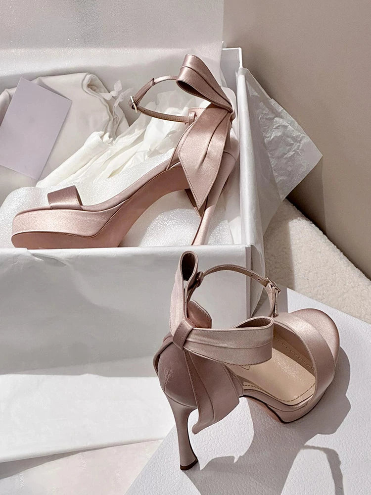 Women's Sandals photo 2