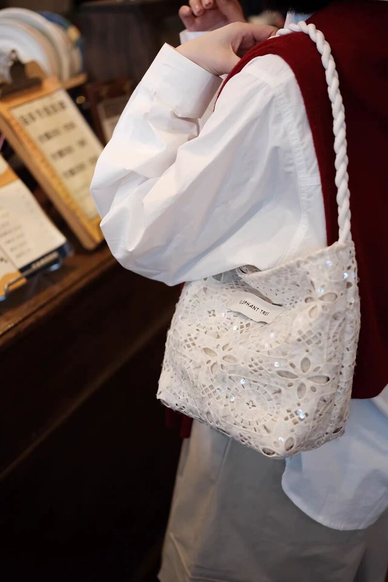 Women's Large-capacity Canvas Glitter Spring Summer Lace Bucket Bag Drawstring Shoulder Purse Hobo for Everyday Use Travel Versatile