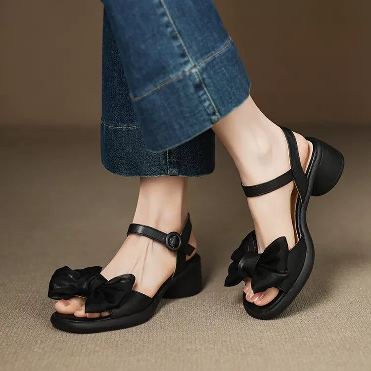 Black / 33