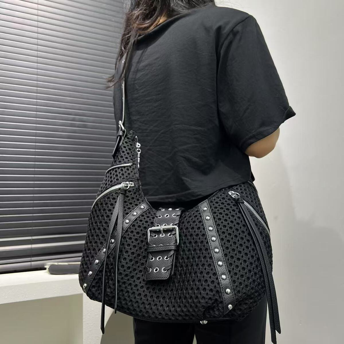 Women's Large-Capacity Streetwear Nylon Breathable Mesh Retro Tote Bag Shoulder Crossbody Purse Work and Travel Office