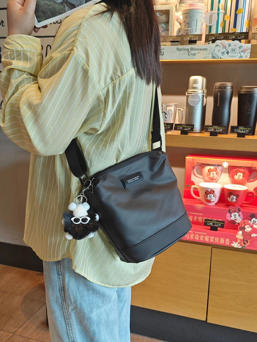 Women's Soft Casual Bucket Bag Drawstring Shoulder Purse Work Travel Everyday Purse