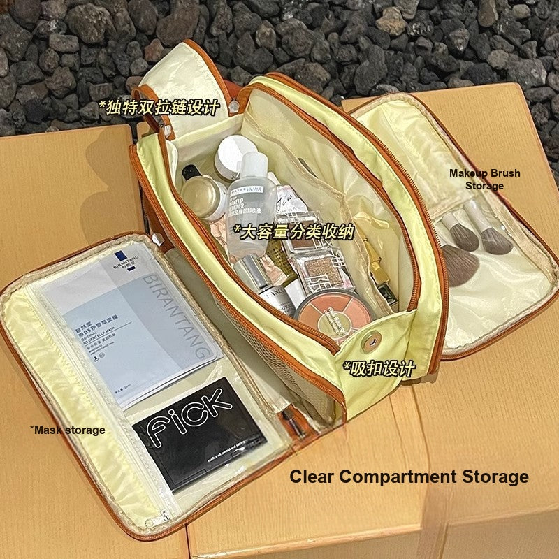 Large-Capacity Makeup Bag Travel Cosmetic Pouch Gift Everyday Toiletry Rolling Train Case