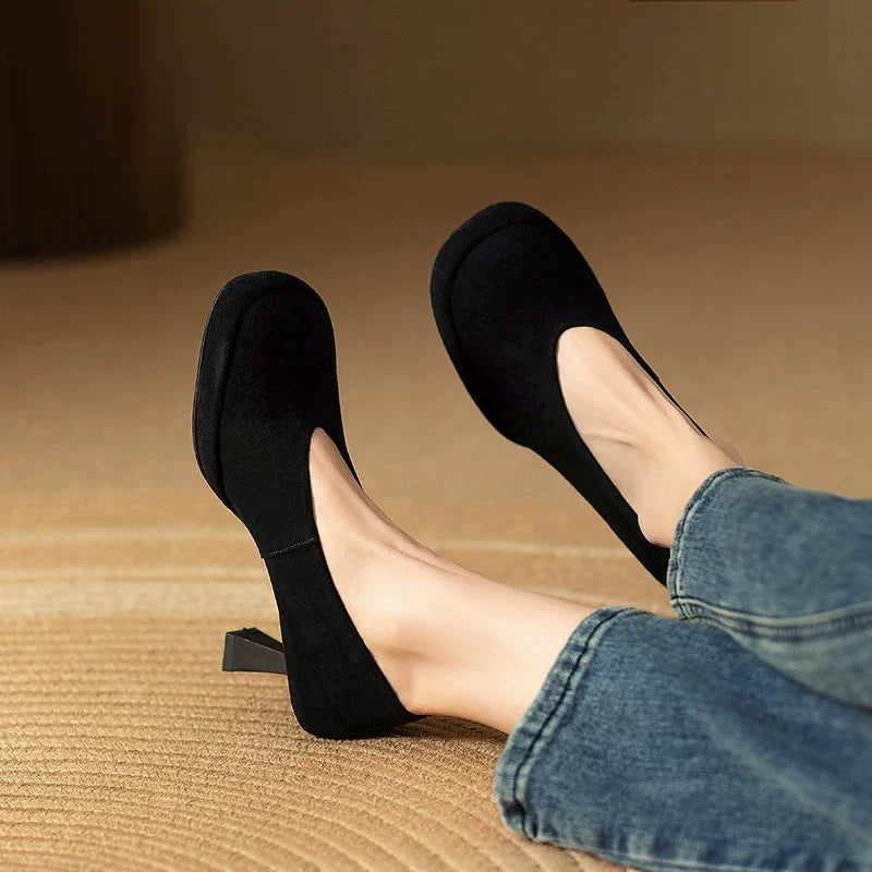 Round Toe Pumps for Women