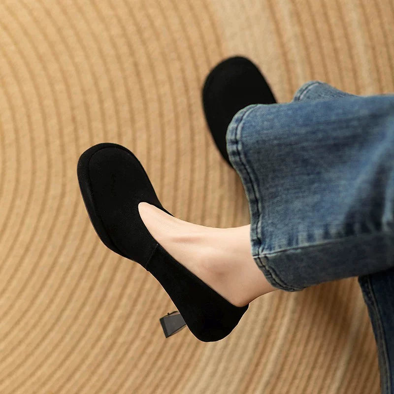Round Toe Pumps for Women
