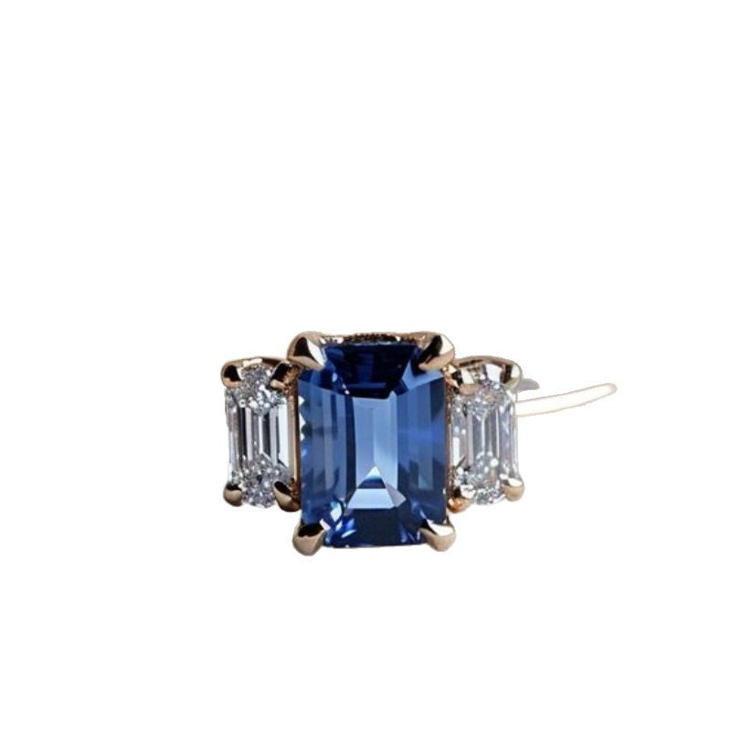 Cubic zirconia ring by Yoshan, detail view 2