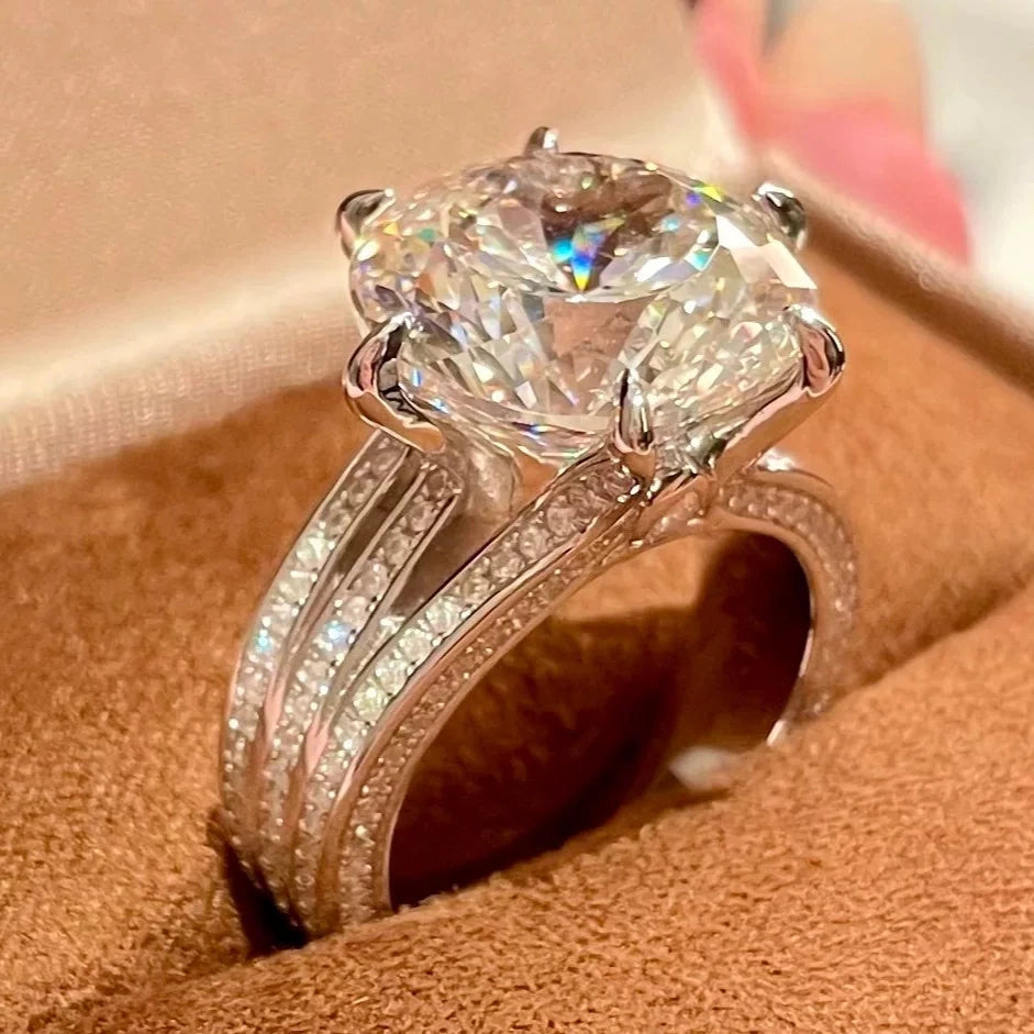 As Shown ring by Yoshan