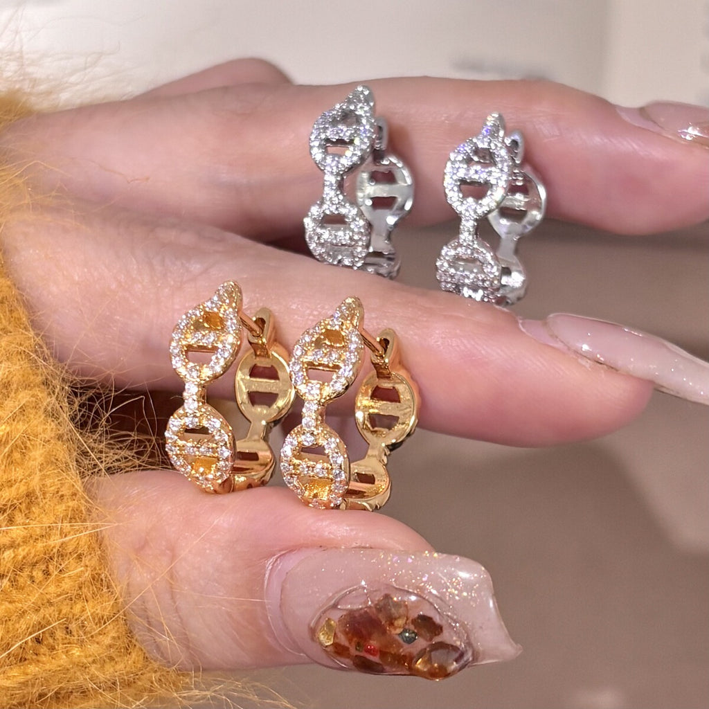 Crystal earrings by Yoshan