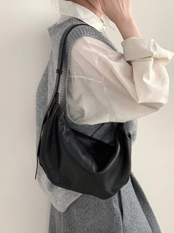 Women's Large-Capacity Leather Casual Dumpling Bag Crossbody Purse for Travel and Sightseeing Everyday Streetwear Date Night Office