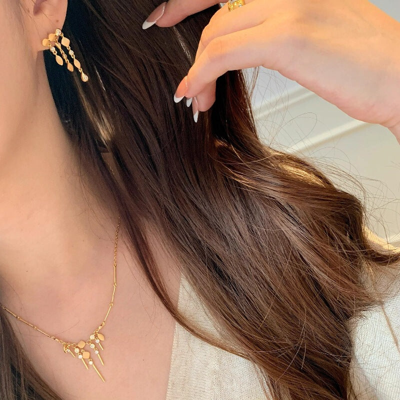 Crystal tassel stud earrings by Yoshan, detail view 2