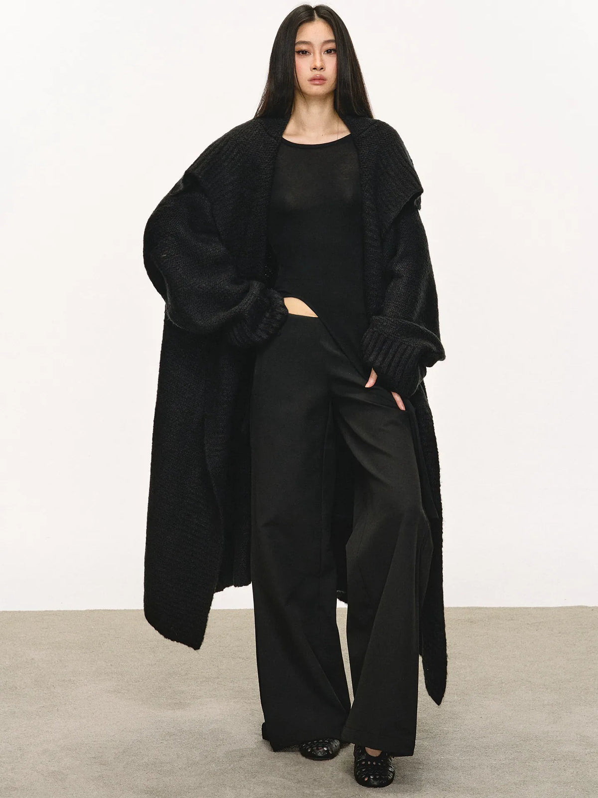 Black . / XS