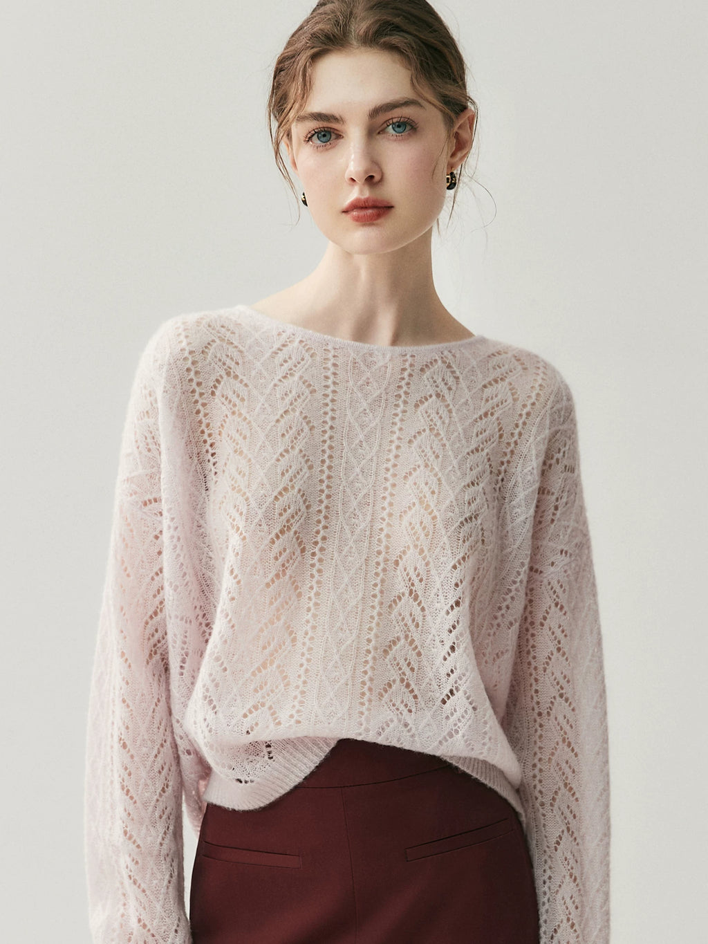 Women's Fall Winter Oversized Long Sleeve Cutout Relaxed Sweater Knit Pullover Top for Casual Outfits Spring Travel