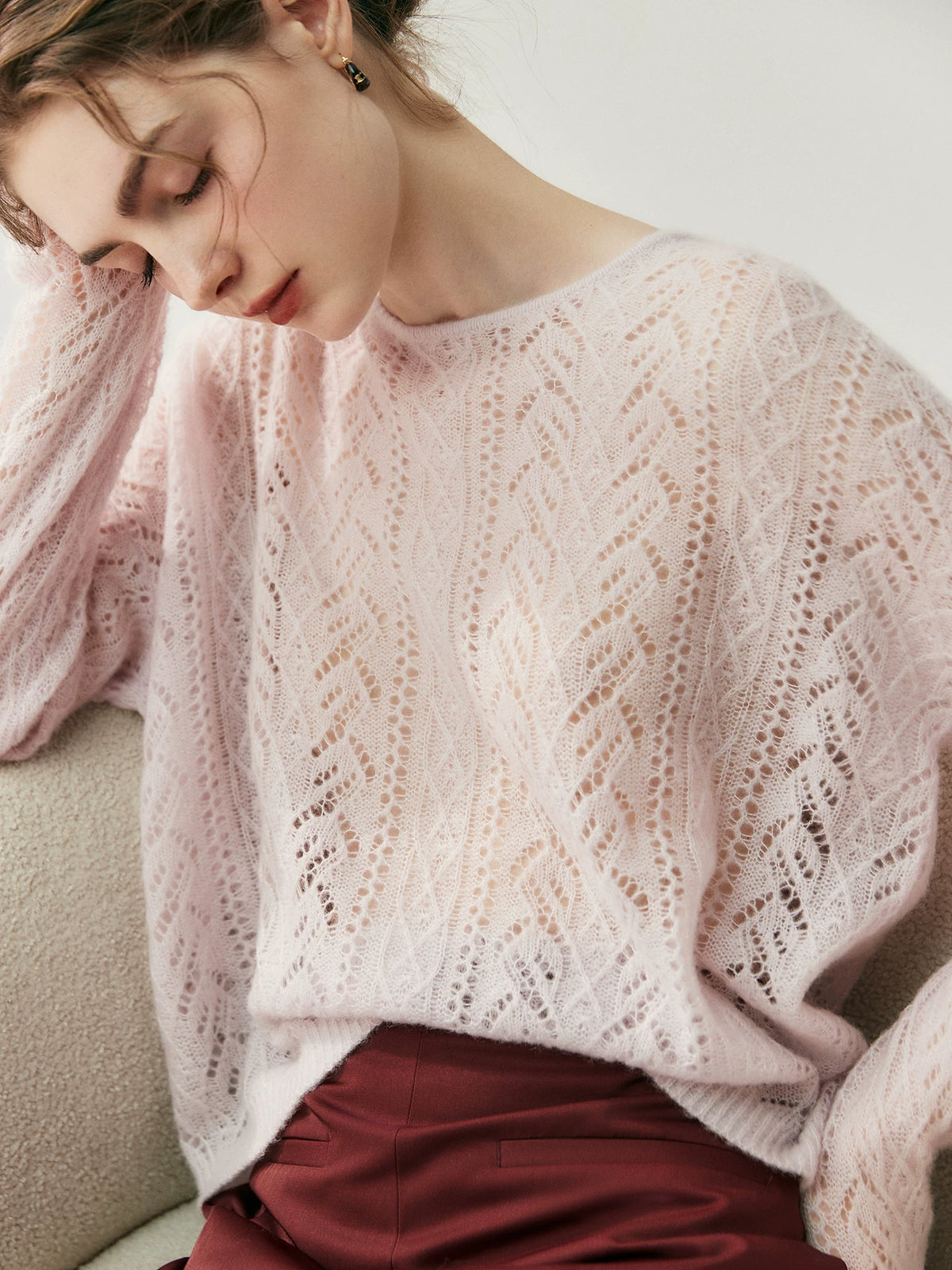 Women's Fall Winter Oversized Long Sleeve Cutout Relaxed Sweater Knit Pullover Top for Casual Outfits Spring Travel