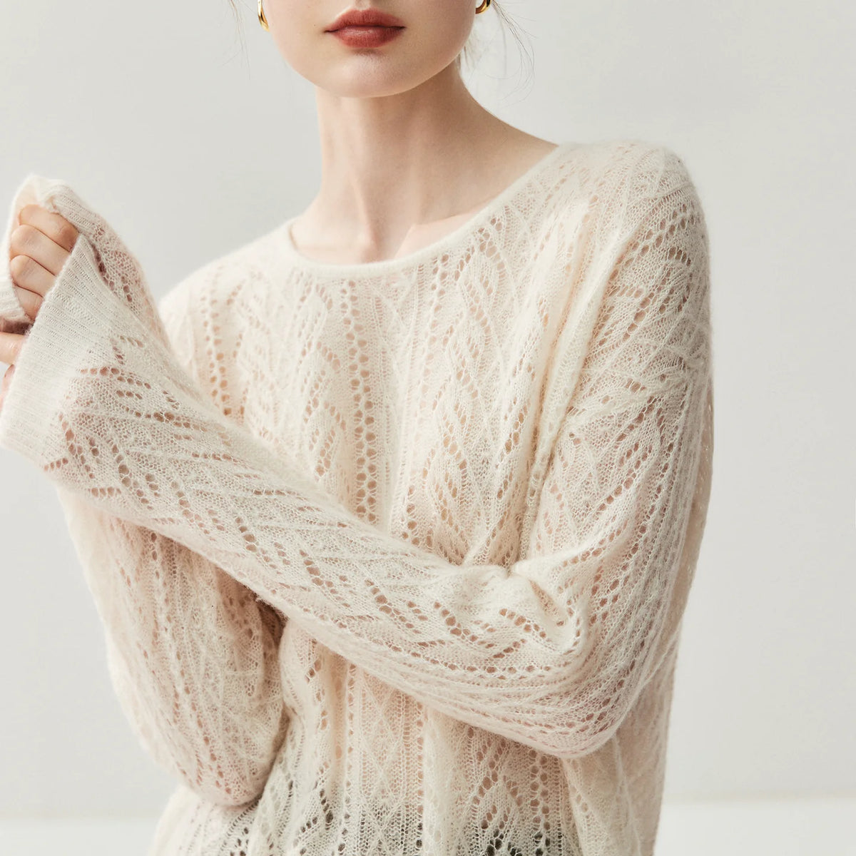 Cream White / M