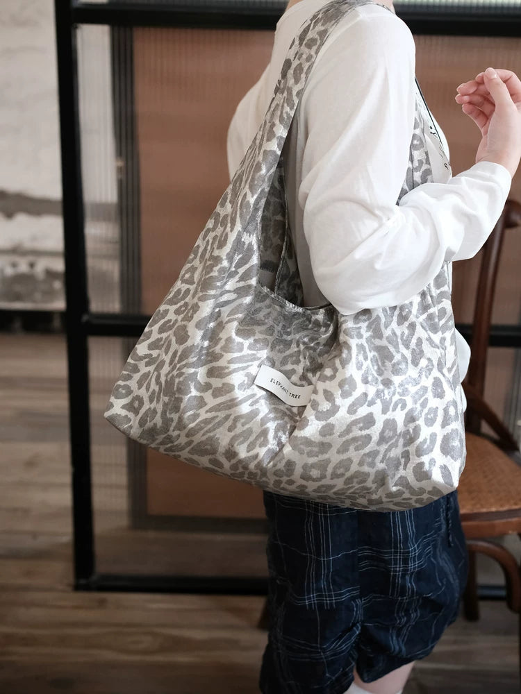Women's Large-capacity Canvas Office Leopard Elegant Workwear Hobo Bag Slouchy Shoulder Purse Work Travel Everyday Purse