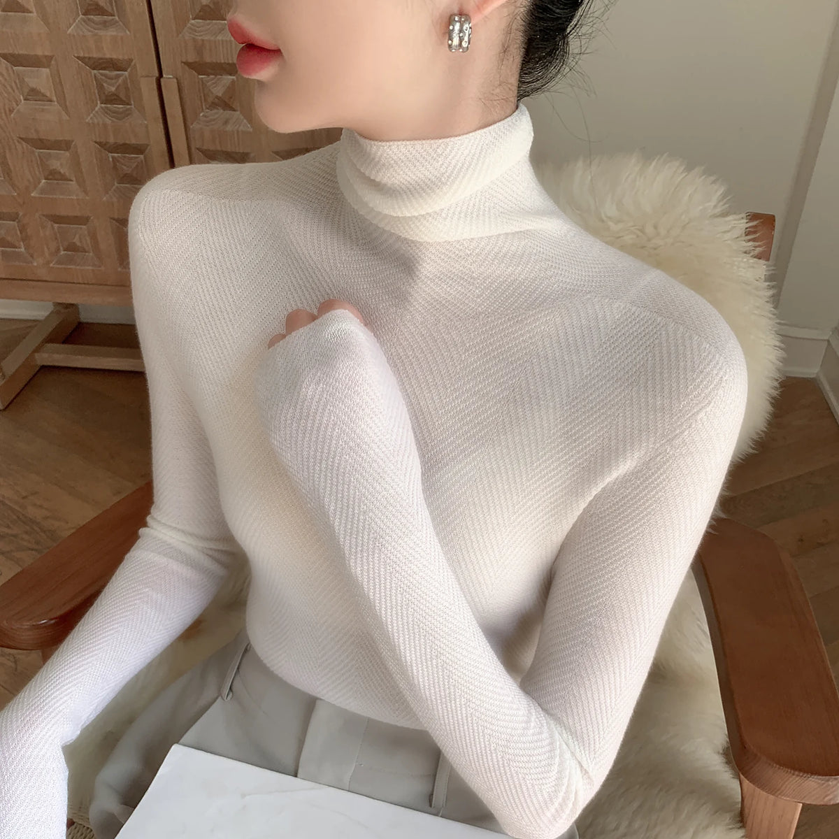 White / S