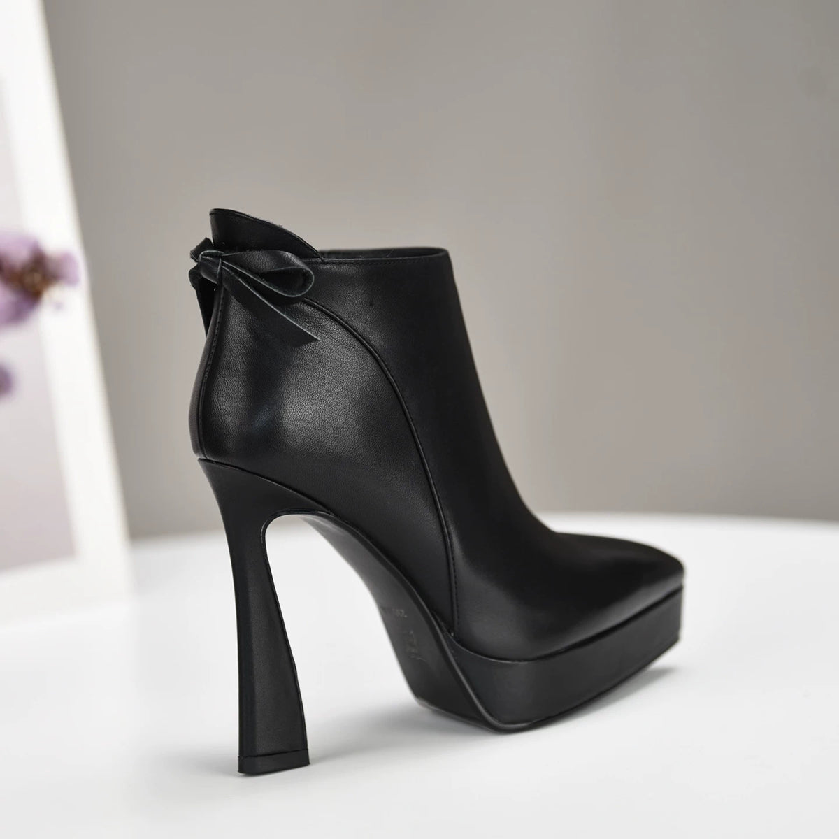 Women's Fall Winter Chunky Sole Pointed Toe Block Heel High Heel Ankle Boots for Office and Weekend Streetwear Everyday Wear Date Night Wedding Guest