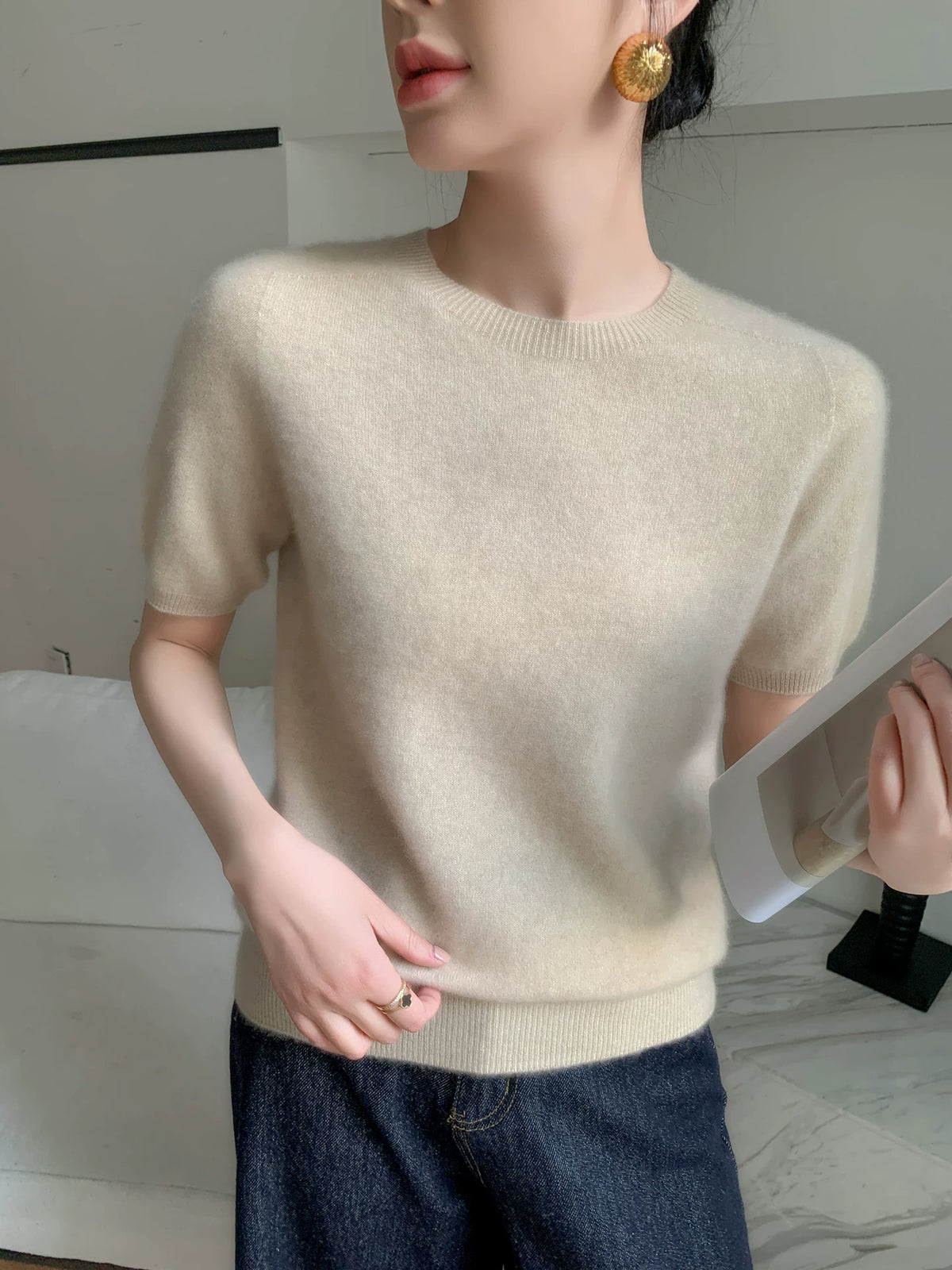 Women's Fall Winter Oversized Cropped Casual Sweater Knit Pullover Top for Office Layering Spring Travel Everyday Date Night Holiday Party