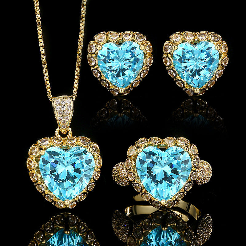 Earrings by Yoshan, detail view 2