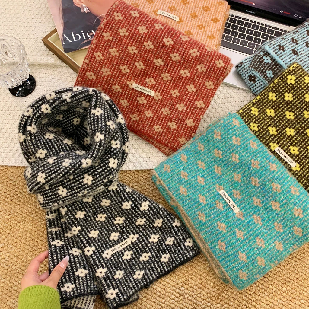 Women's Fall Winter Floral Fleece-Lined Korean-Style Knit Scarf for Office and Travel Evening Gift Holiday Gift
