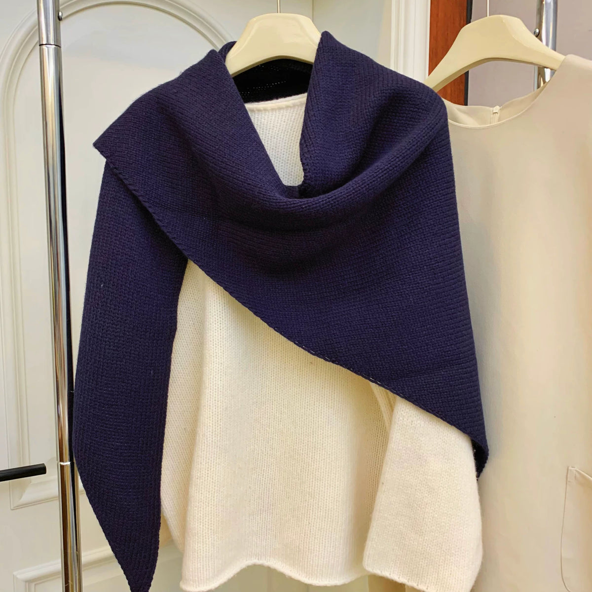 Women's Fall Winter Fleece-Lined Vintage Knit Shawl for Office and Travel Evening Gift Holiday Gift