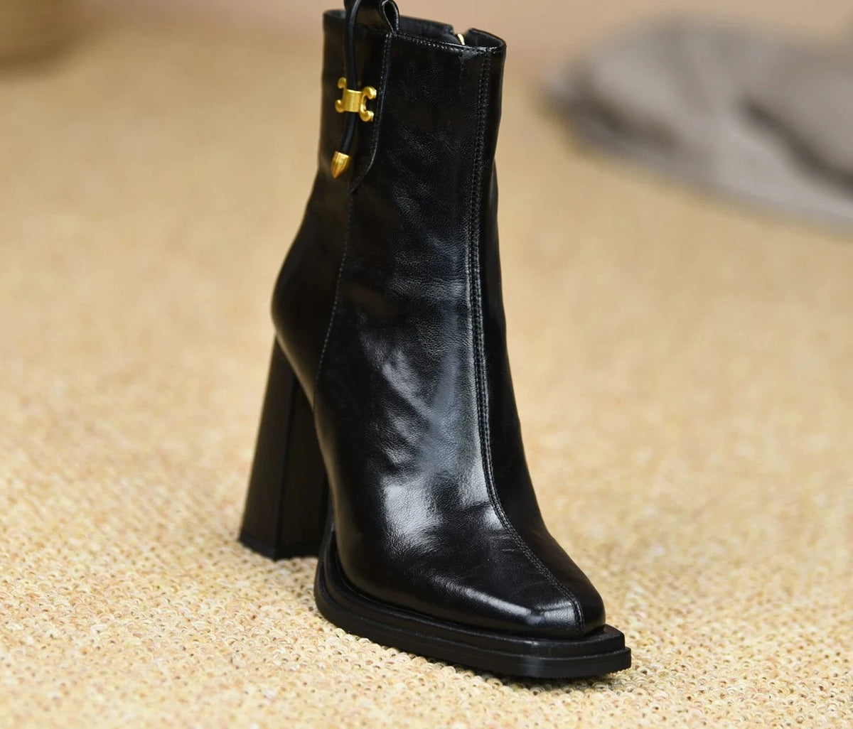 Black (fleece lining) / EU 34