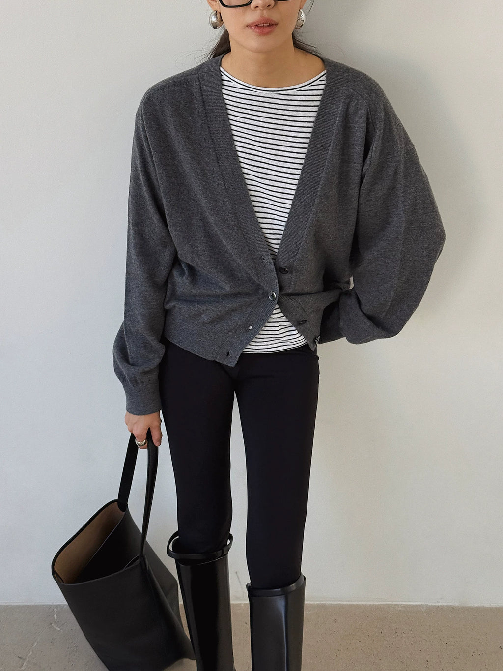 Women's Wool V-Neck Cropped Knit Cardigan Open-Front Sweater for Office Outfits Fall Work and Weekend Spring Everyday