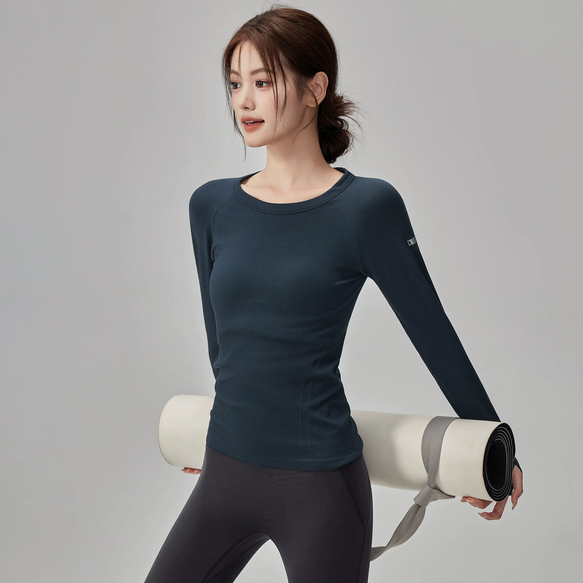 Women's Long Sleeve Yoga Top Stretch Training Gym Top Leggings for Date Night Travel Everyday Weekend Holiday Party
