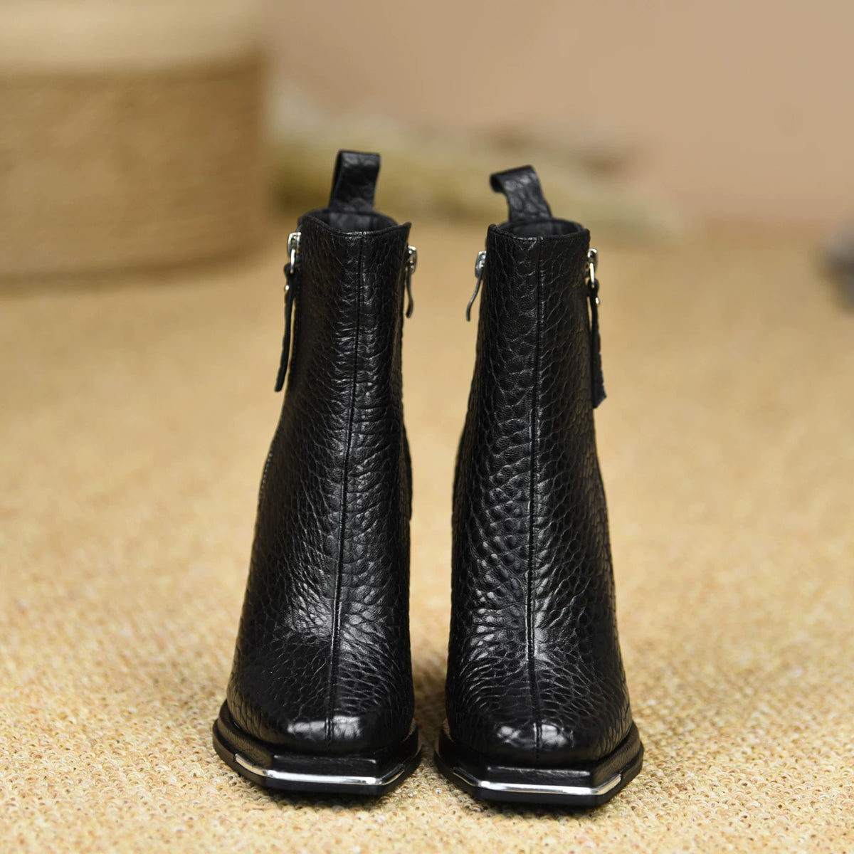 Women's Fall Winter Chunky Sole Square Toe Fleece-Lined Block Heel High Heel Ankle Boots for Office and Weekend Streetwear Everyday Wear