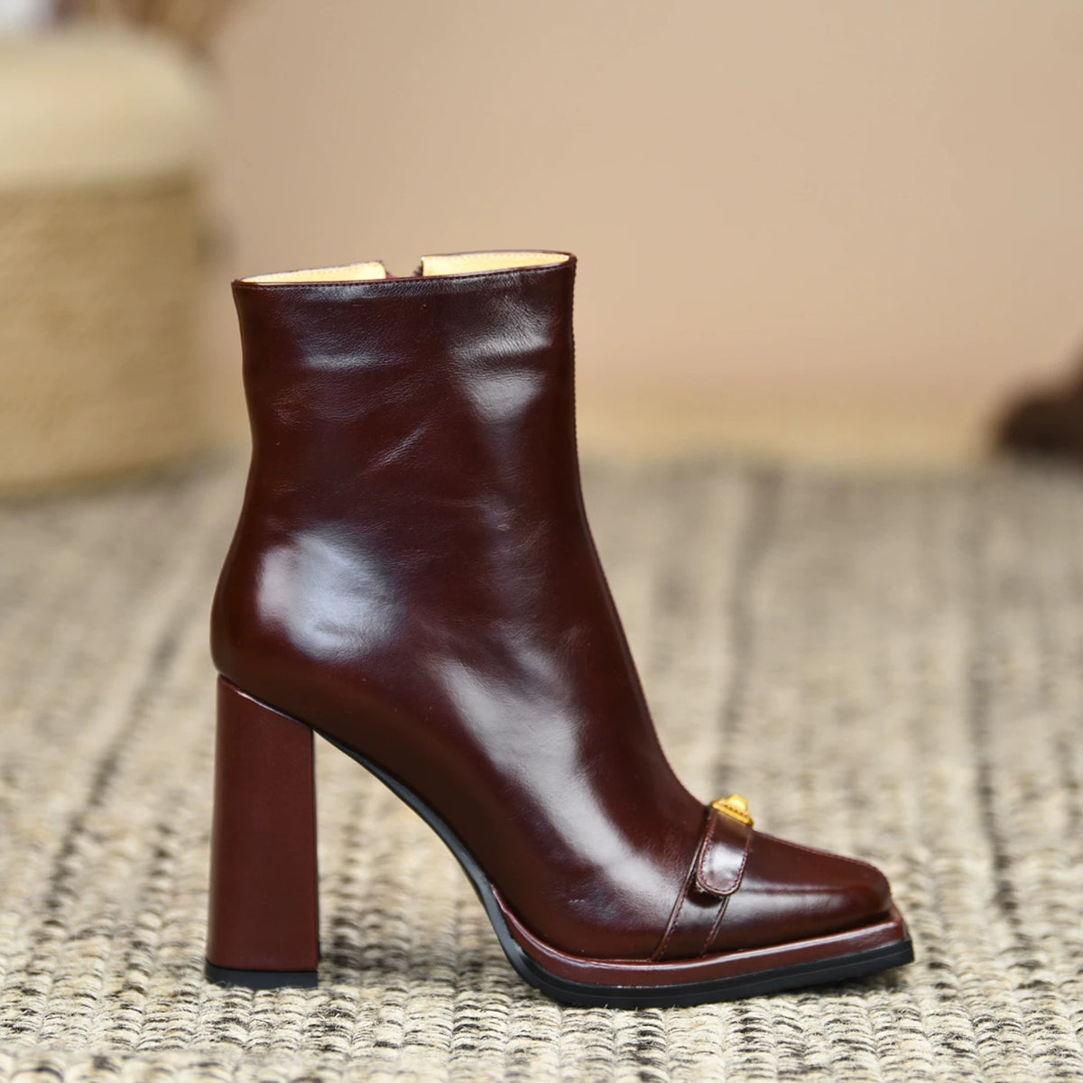 Women's Fall Winter Chunky Sole Square Toe Fleece-Lined Block Heel High Heel French-Inspired Ankle Boots for Office and Weekend Streetwear Everyday Wear