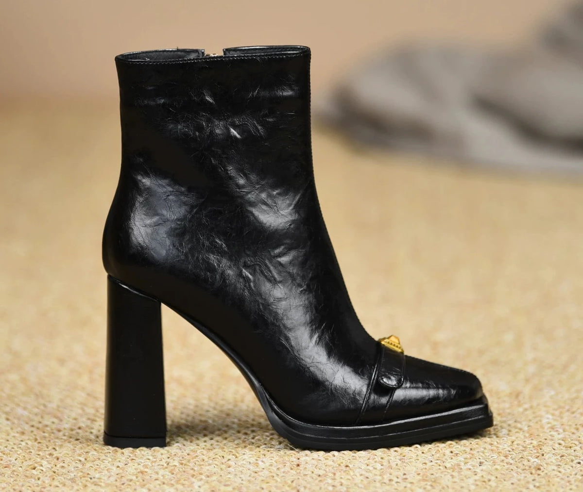 Black (fleece lining) / EU 34