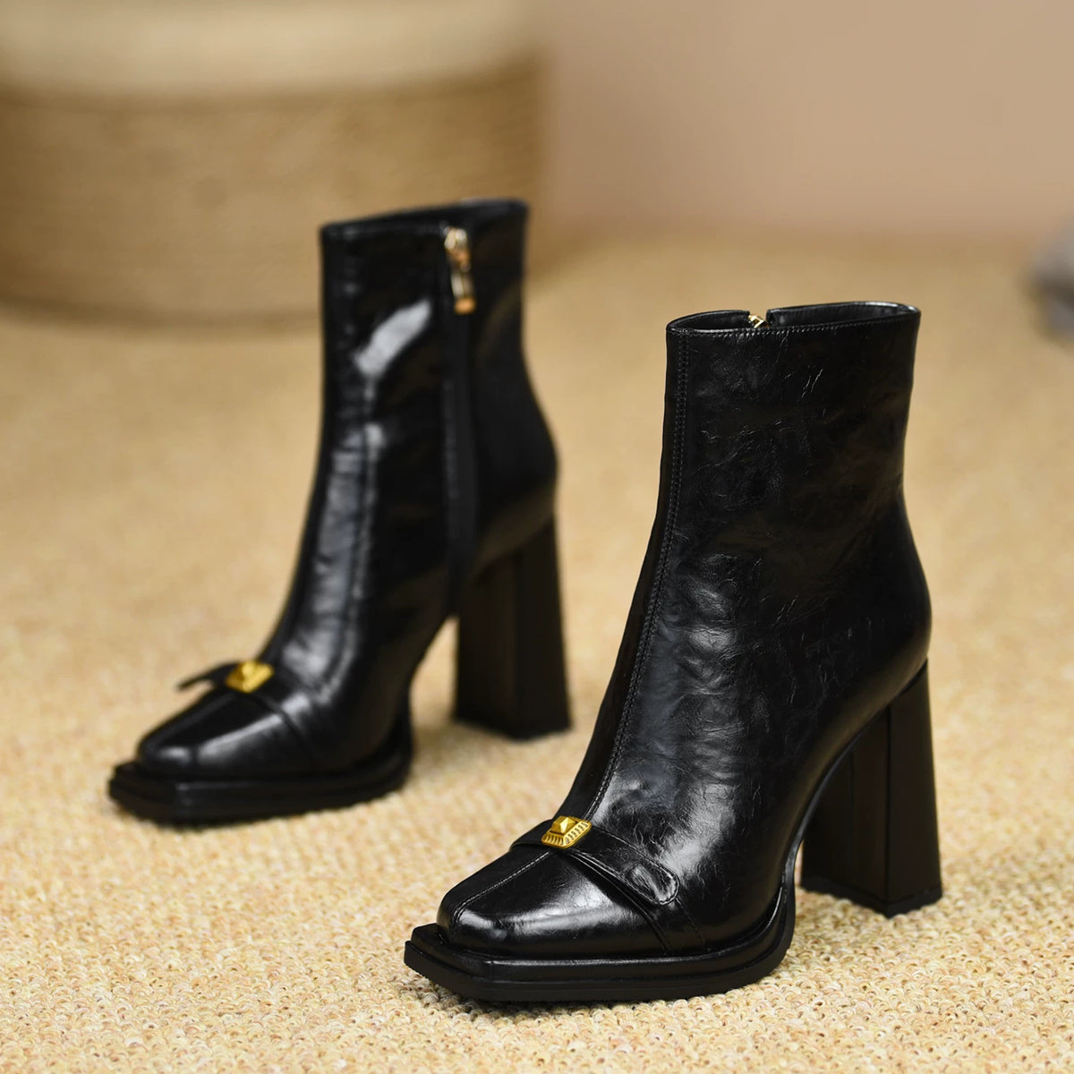Women's Fall Winter Chunky Sole Square Toe Fleece-Lined Block Heel High Heel Retro Ankle Boots for Office and Weekend Streetwear Everyday Wear