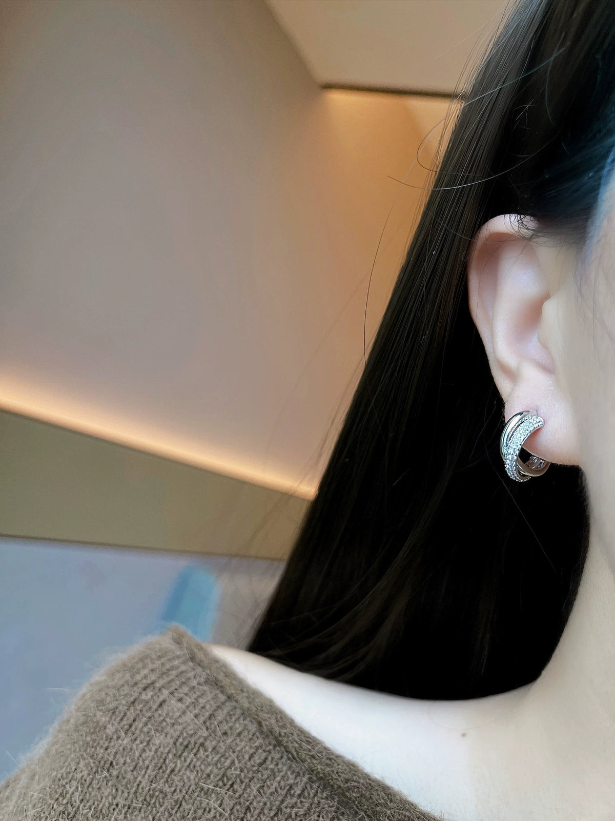 Stud earrings by Yoshan, detail view 7