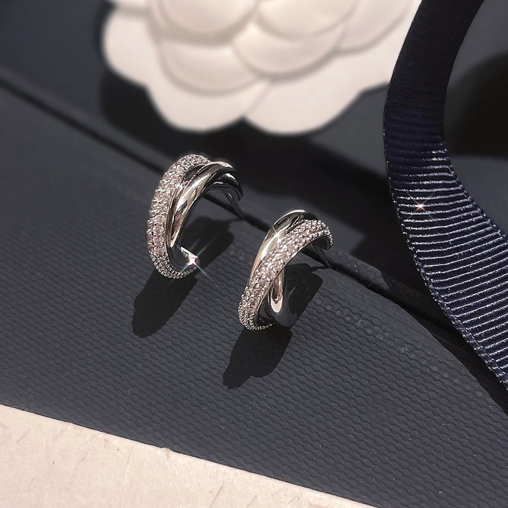 Stud earrings by Yoshan, detail view 11