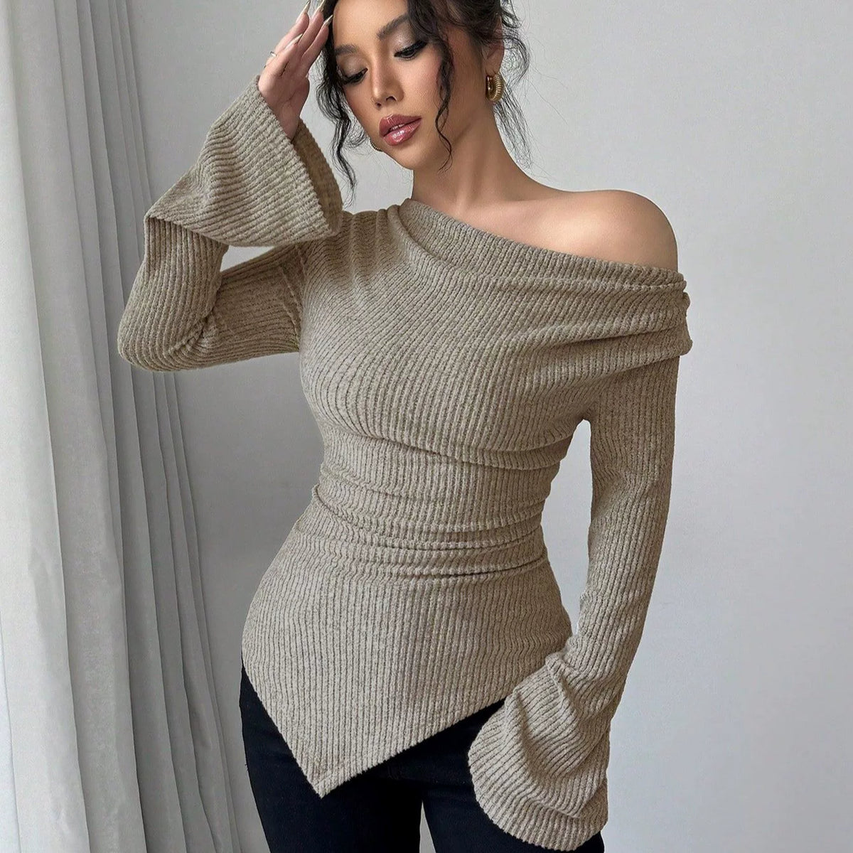 Women's Flare Sleeve Knit Open-back Cowl-neck Top Fashion Blouse Casual Blouse Everyday Fashion Style for Women