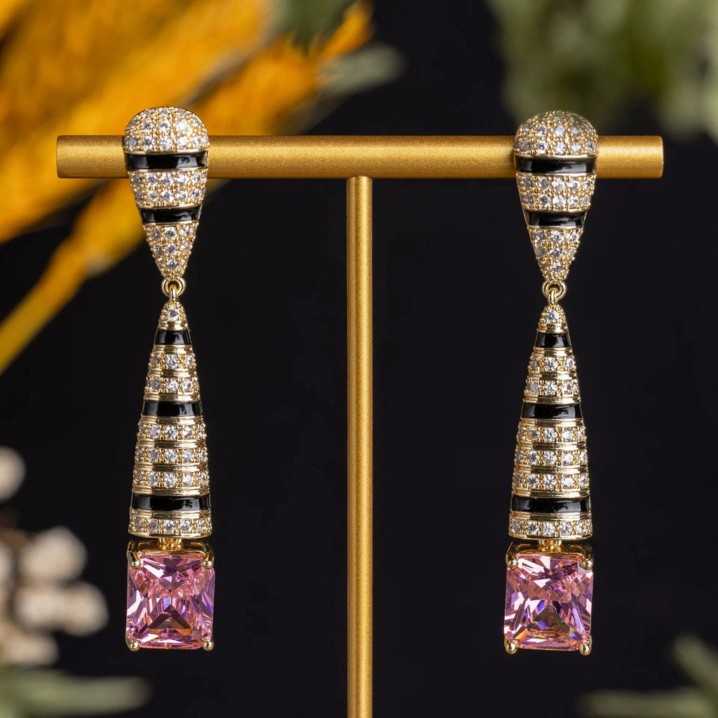 Cubic zirconia pendant necklace by Yoshan, detail view 19